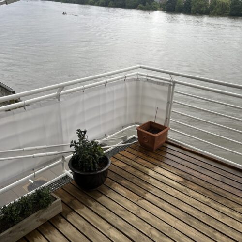 Thames Reach Balcony Dodgers Wind Breaks 5