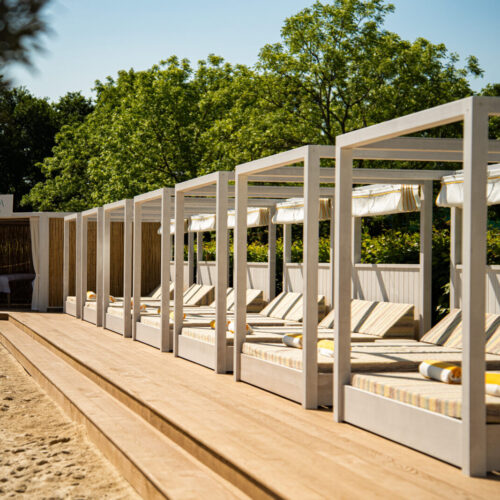 The Grove Hotel Retractable Pergola Awnings (32)